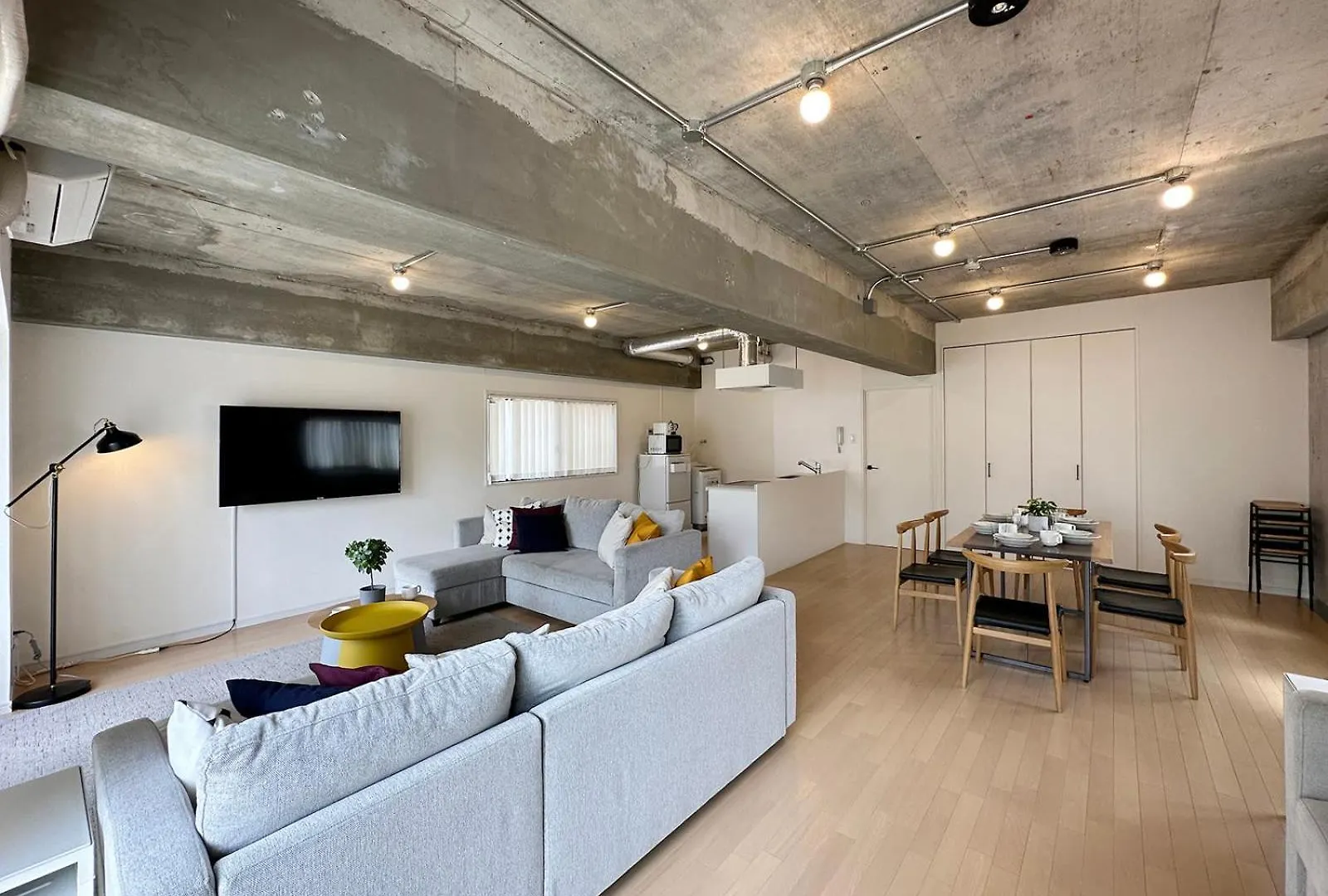Bhotel M'S Lea - Modern Spacious Apartment Beside Peace Park 10 Ppl 広島市 0*,  日本
